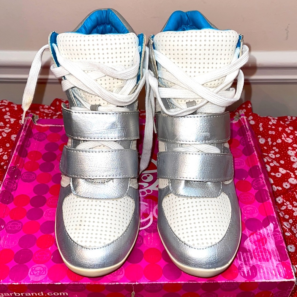 Suga brand sneaker boots